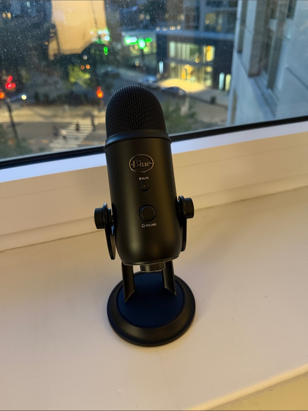Yeti USB Microphone in Matte Black